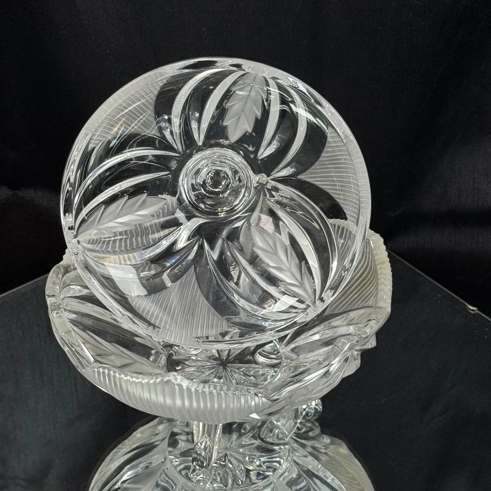 Beyer Bleikristall 24% Lead Crystal Covered Candy Dish 3 Footed West Germany
